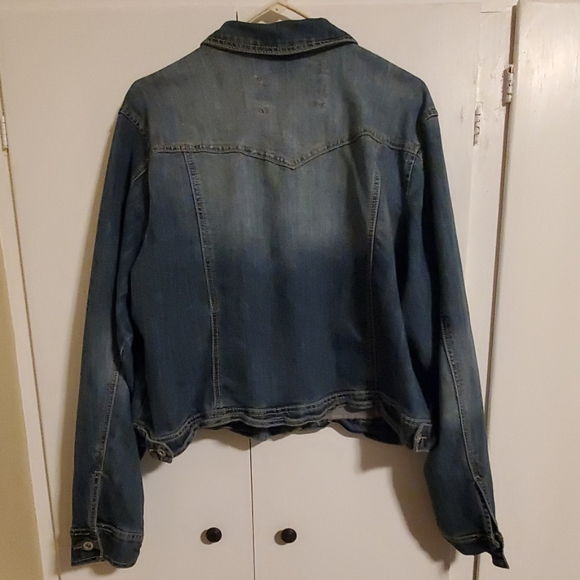 Jean jacket - Picture 2 of 2